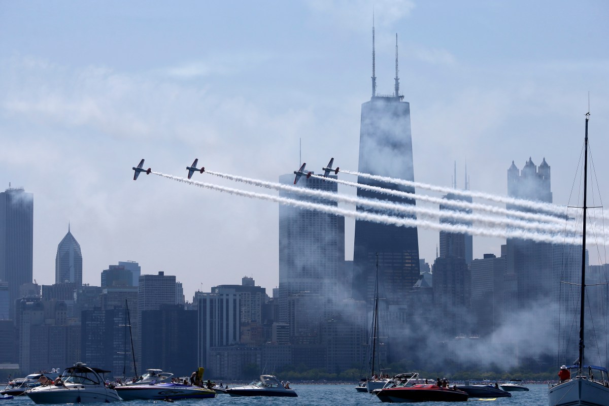 The 9 Best Moments From The Chicago Air & Water Show Rare