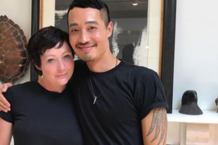 Shannen Doherty shows off her chic new haircut as her hair grows back following chemotherapy treatments