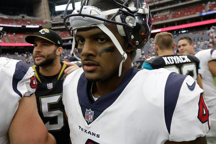 There’s “no limit” to how many times we want to watch this update on injured Texan QB Deshaun Watson