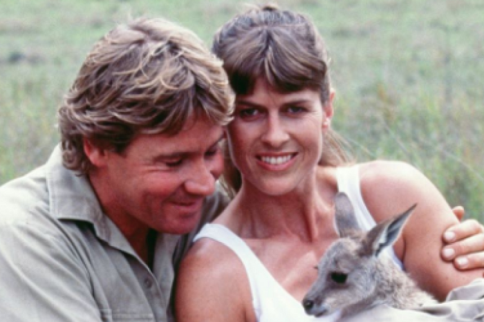 Bindi Irwin pens a touching note to “the best parents in the world”