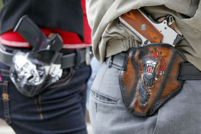 A gun bill making its way through Congress could radically change how legal gun owners carry