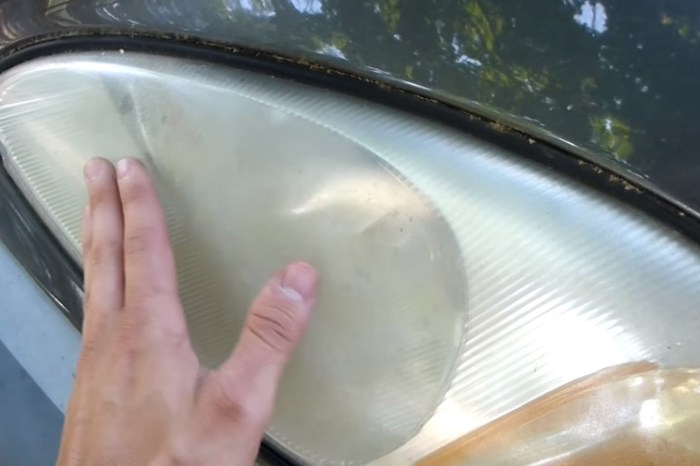 Clean Your Car’s Cloudy Headlights Yourself for Only a Couple Bucks, Thanks to One Secret Ingredient
