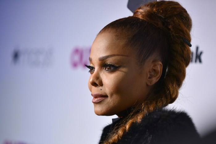 After a messy divorce, Janet Jackson has reportedly rekindled her romance with an old flame