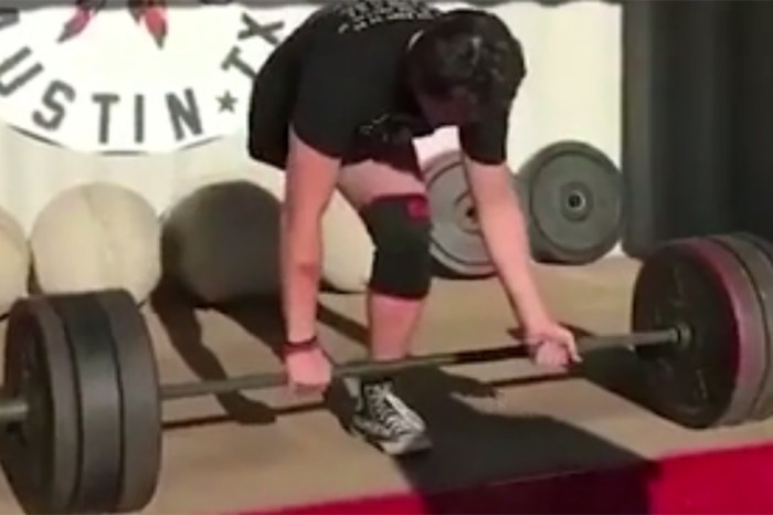 Watch the incredible moment an Army veteran with 1 leg deadlifted 275 pounds in Texas