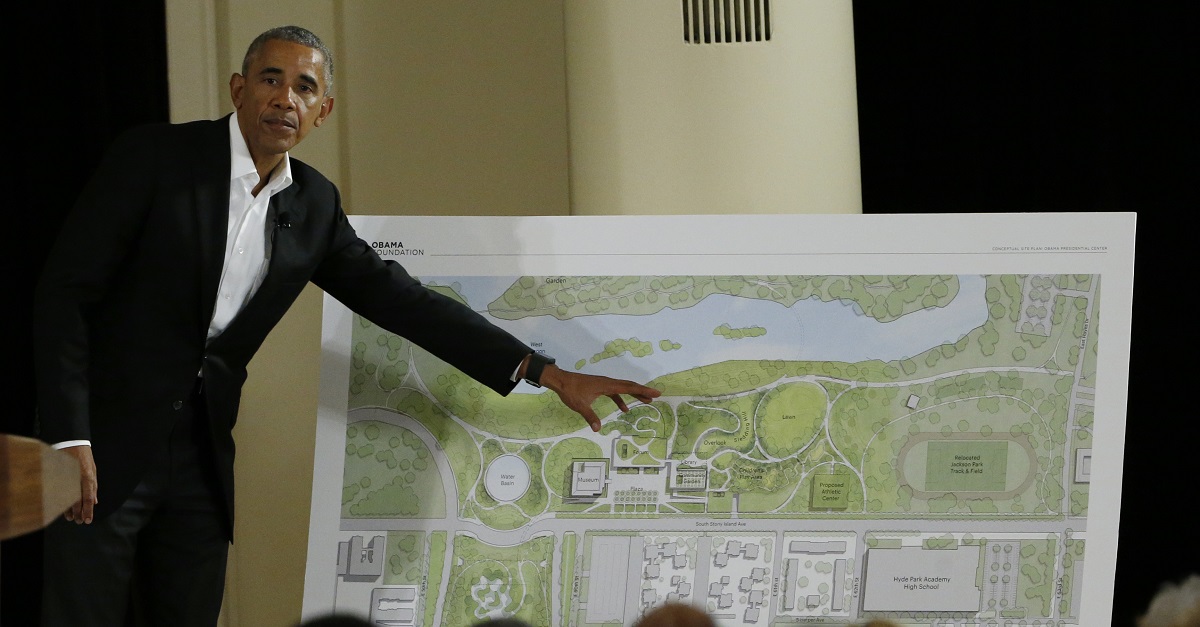 Protests disrupt press conference about updates with the Obama Presidential Center