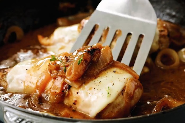 Mouth-watering French onion chicken is the perfect dinner for a cold night