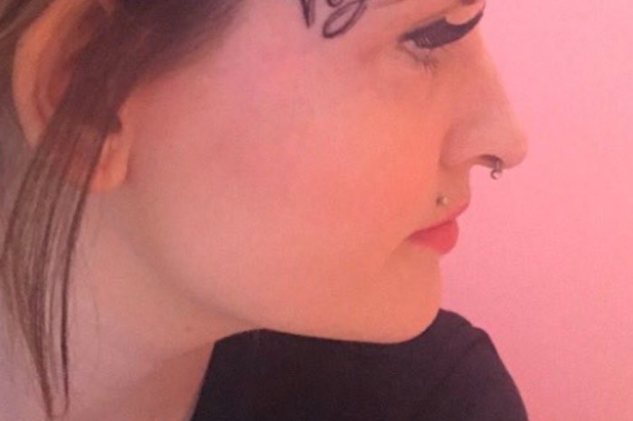 She got a bizarre face tattoo and showed it off to the world, but seems to have no regrets