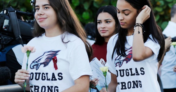 Marjory Stoneman Douglas students return to class for the first time since deadly shooting