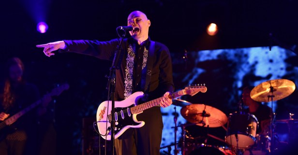 Smashing Pumpkins will play United Center this summer, but fans are upset for this reason