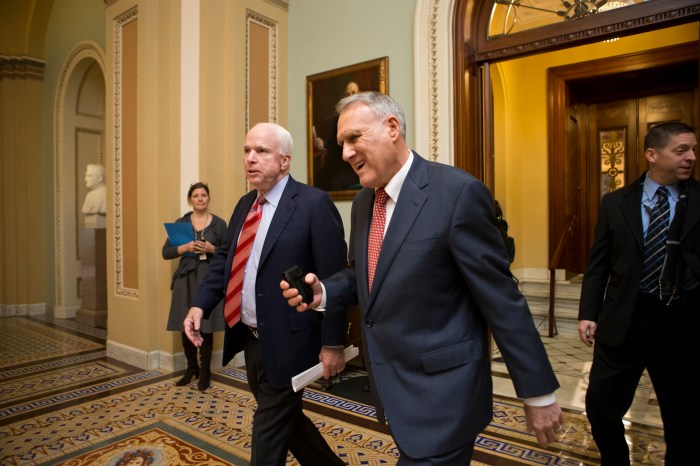 Governor of Arizona Announces McCain’s Senate Replacement