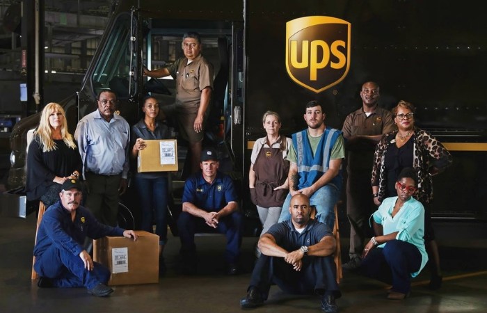 UPS Hiring Over 100,000 Workers For Holiday Season