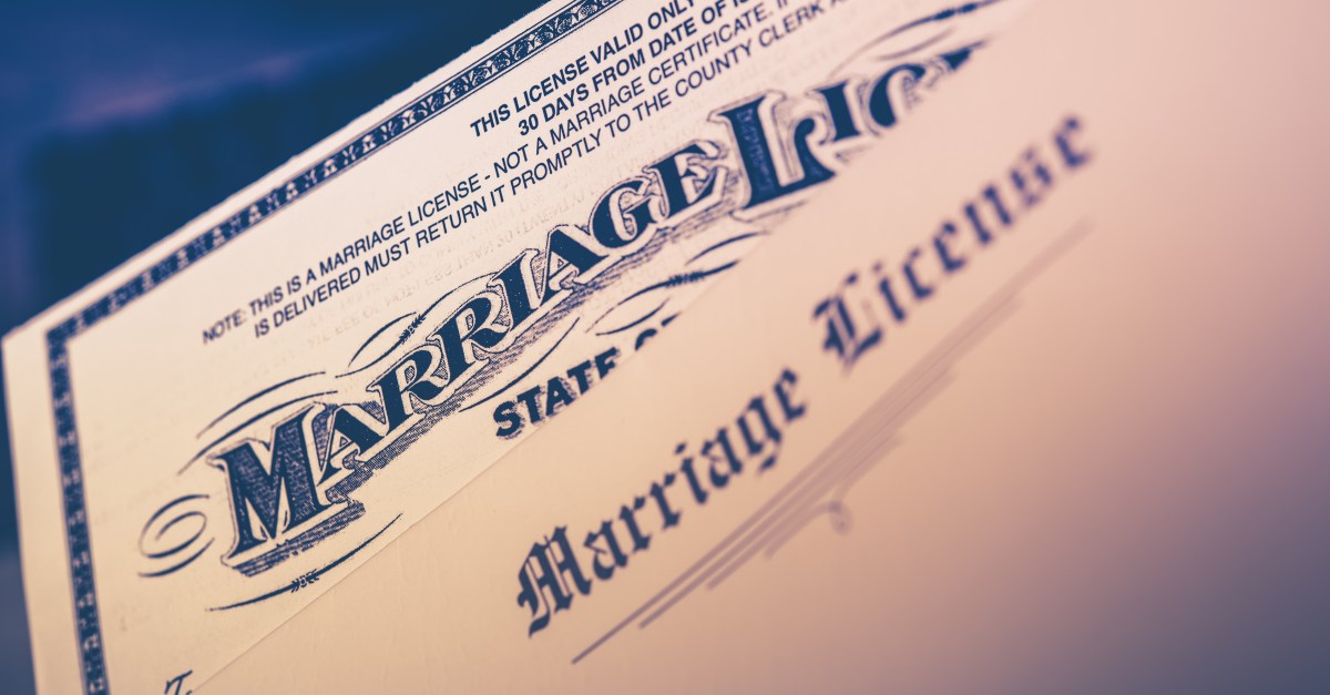 Washington DC Clerk Stalls Marriage Over ‘Foreign’ New