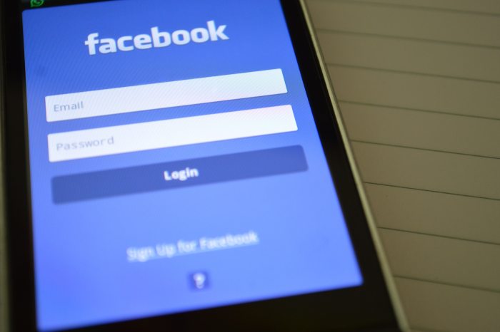Facebook says Bug May Have Exposed Photos of 7M Users to Third-Party Apps
