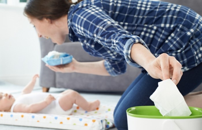 Is it Safe to Clean Your Child’s Face with Baby Wipes?