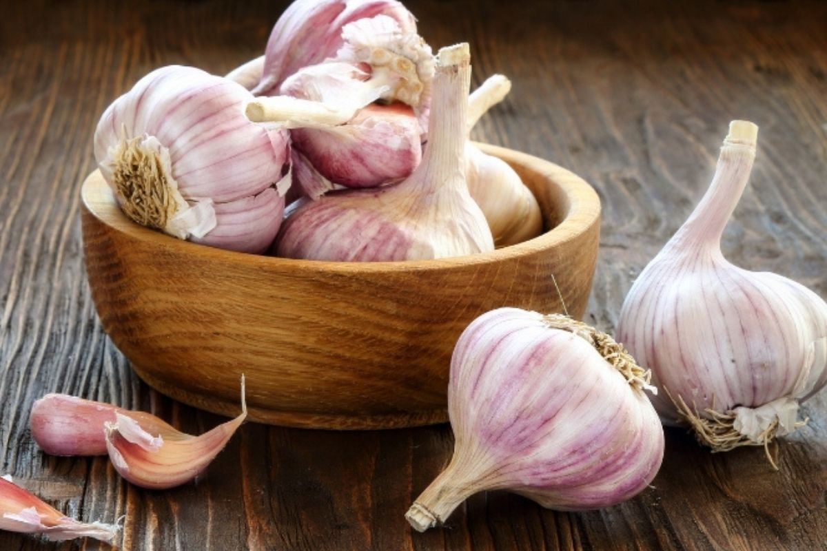 Why Are Women Putting Garlic In Their Vaginas?