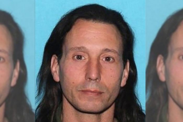 Good Samaritan Fights Off Kidnapper Dragging Woman Into Woods