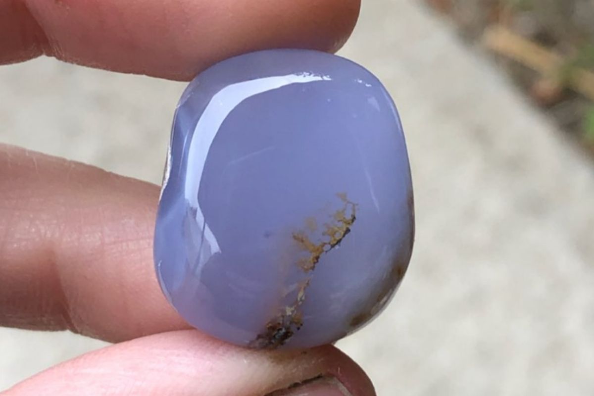 Ellensburg Blue Agate: Where to Find the World’s 3rd Rarest Gemstone  Rare