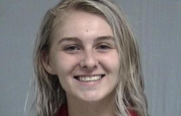 Teen Attacks Grandparents at Dinner Table Because She Was Denied Extra Tomatoes