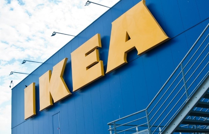 Police Shut Down Massive 3,000-Person Game of Hide-And-Seek at IKEA