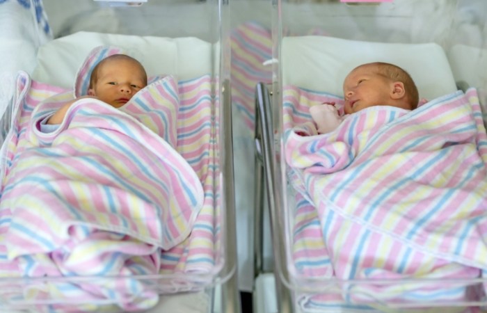 74-Year-Old Woman Gives Birth to Twins, Becomes Oldest Mom in the World