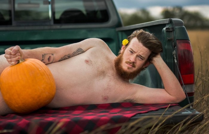 Husband’s Pumpkin-Themed Dudeoir Shoot for His Wife Certainly Spiced Up The Mood