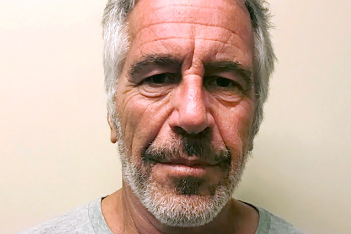 As Jeffrey Epstein Died Prison Guards Were Online Shopping and Sleeping