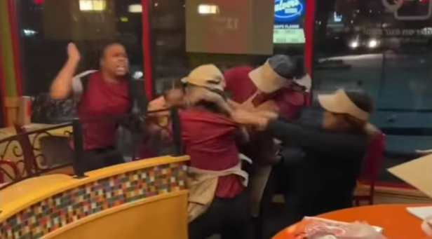 7 Popeye’s Workers Get into Massive Brawl In Restaurant as Customers Watch