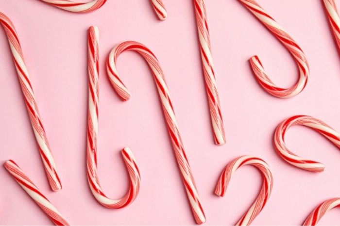 Principal Bans Candy Canes Because ‘J’ Shape Stands for Jesus