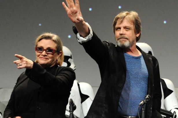 Mark Hamill Admits to “Making Out Like Teenagers” with Carrie While Filming ‘Star Wars’