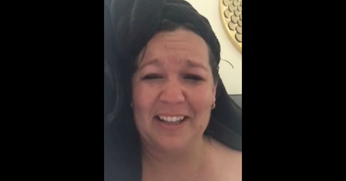 Mom Accidentally Walks in on 7-Year-Old Daughter’s Zoom Call Naked