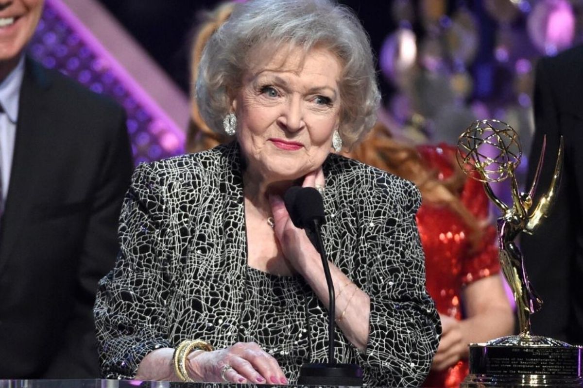 Betty White to Star in Lifetime Christmas Movie at 98-Years-Old!