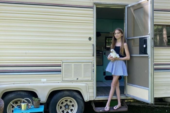 11-Year-Old Transforms RV Into Her Own ‘Time Home’ For $800