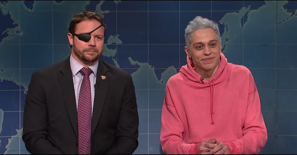 ‘SNL’ Star Mocked Republican Candidate, Former Navy SEAL Over War Injuries