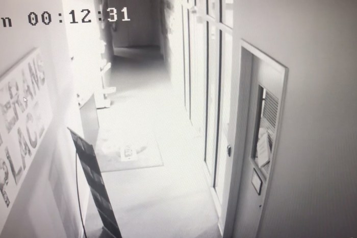 Ghost Video Shows Door Opening on its Own, Blinds Moving