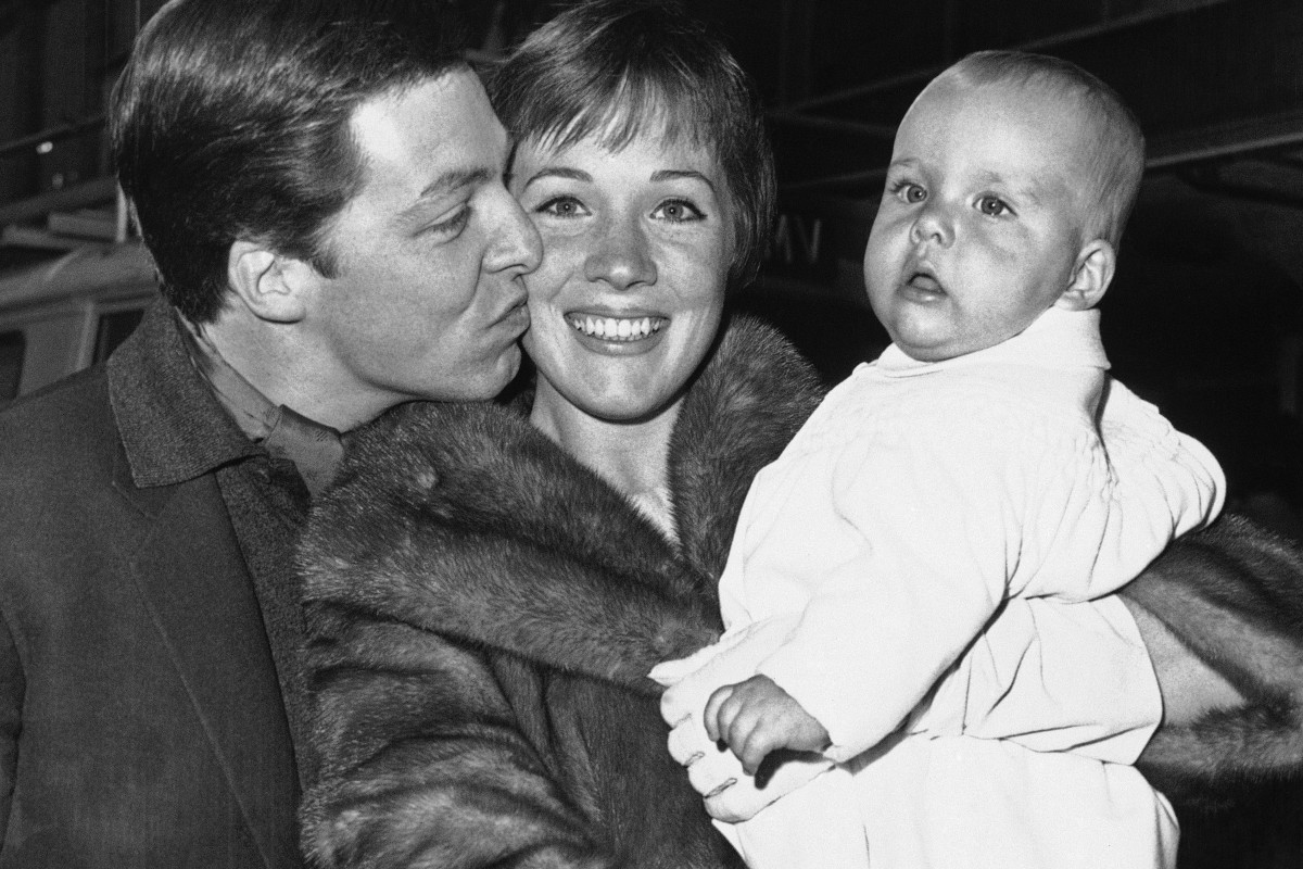 Julie Andrews Husband : 15 Photos Of Julie Andrews When She Was Young ...