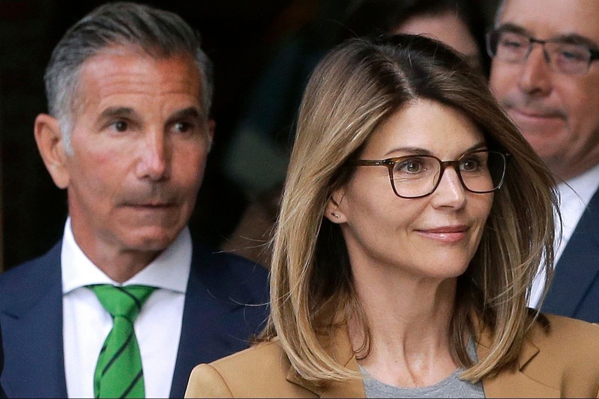 Lori Loughlin Released From Prison After Serving 2-Month Sentence For College Admission Scam