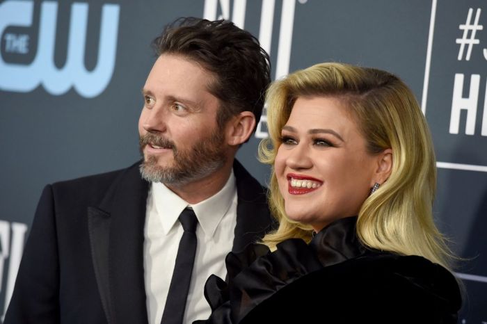 Kelly Clarkson’s Ex-Husband is Seeking Nearly $500K In Spousal Support