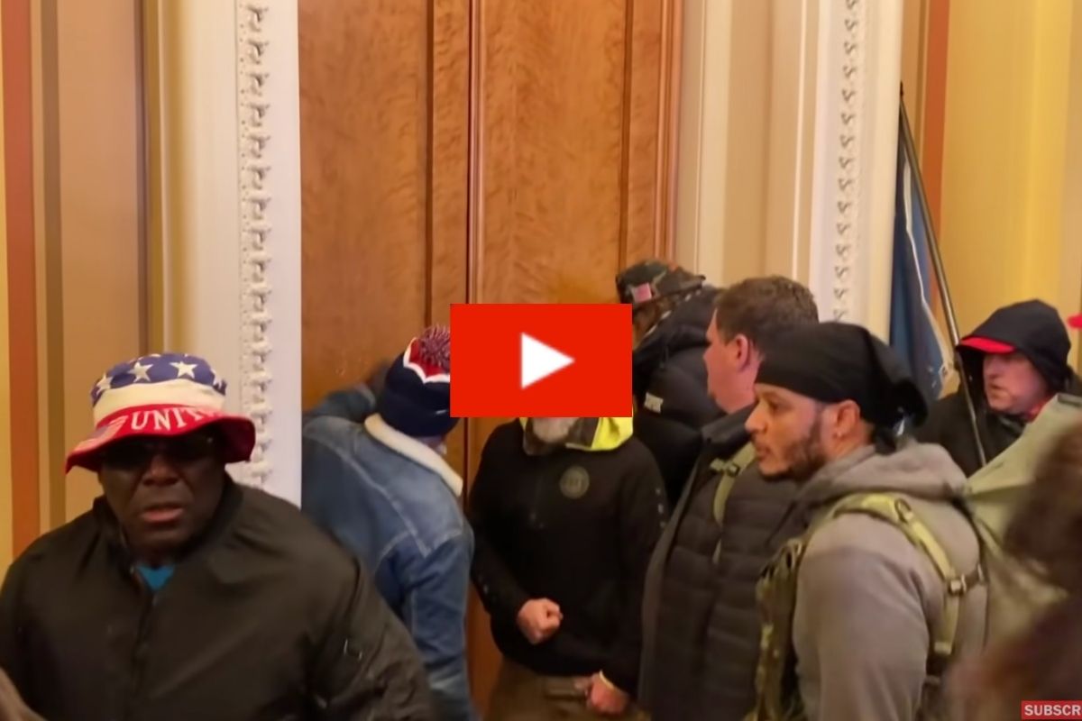 Pro-Trump Mob Smeared Poop in U.S. Capitol Hallways During ...