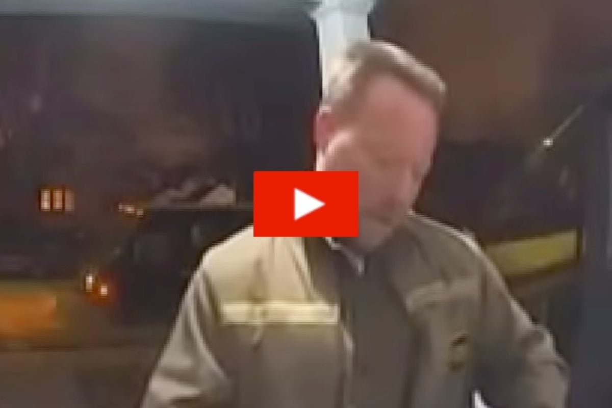 Ups Driver Fired For Racist Rant While Delivering To Latino Home Rare