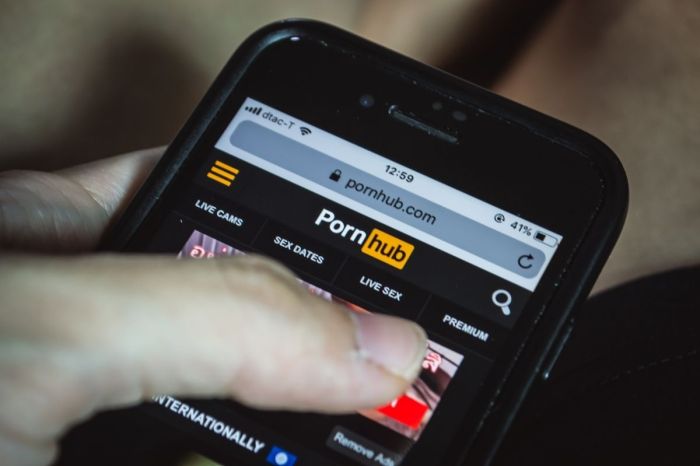 Porn Literacy Class Leaves Private School Students and Parents Outraged